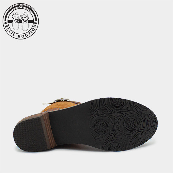 Bohemian Velvet Camel [1911]