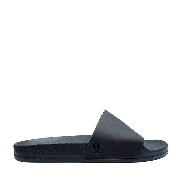 Black slide sandal with brand logo 