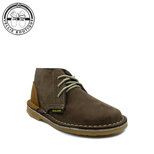 Japsnoet Vaaljapie (Nubuck) | 415.00 ZAR | Vellie Boutique