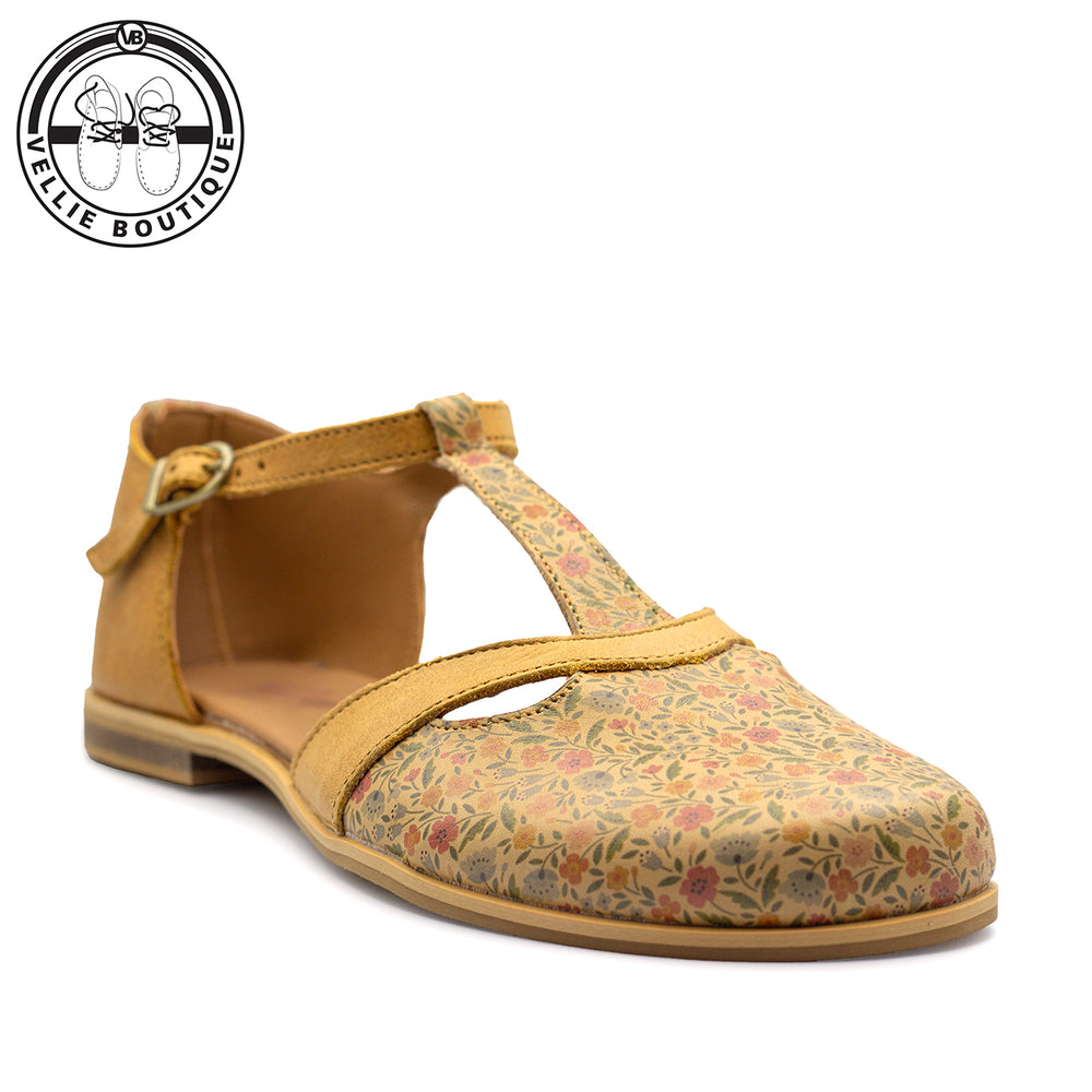 
                  
                    Mary Jane Veldblom - Toffee / Floral
                  
                