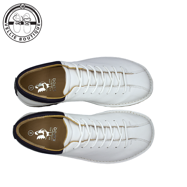 
                  
                    St. Andrew’s KapoQ Golf Veldskoen - White/Navy Sole
                  
                