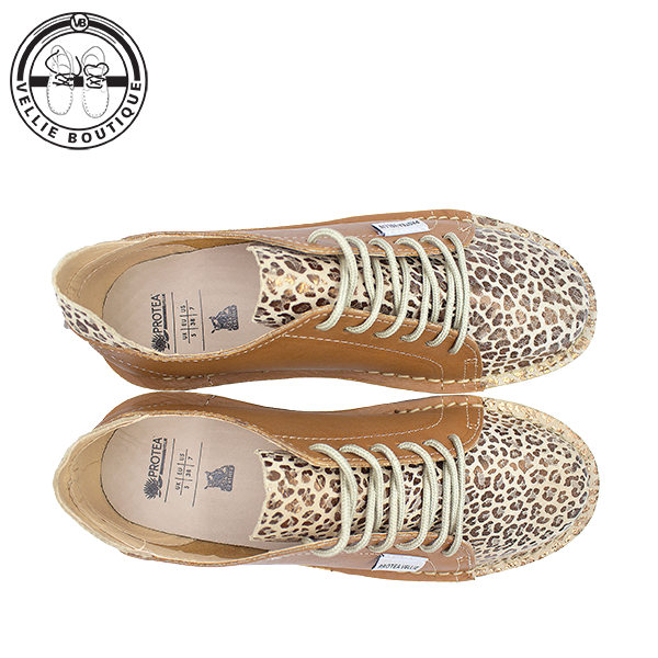 
                  
                    #Protea Suikerbossie (Tan/Leopard)
                  
                