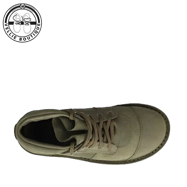 
                  
                    Jim Green African Ranger Barefoot Boot – Houston Green
                  
                