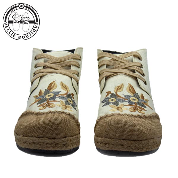 
                  
                    Loslappie Lace-up Boots (Cream)
                  
                