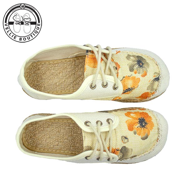 
                  
                    Loslappie Lace-up shoe (Cream floral)
                  
                